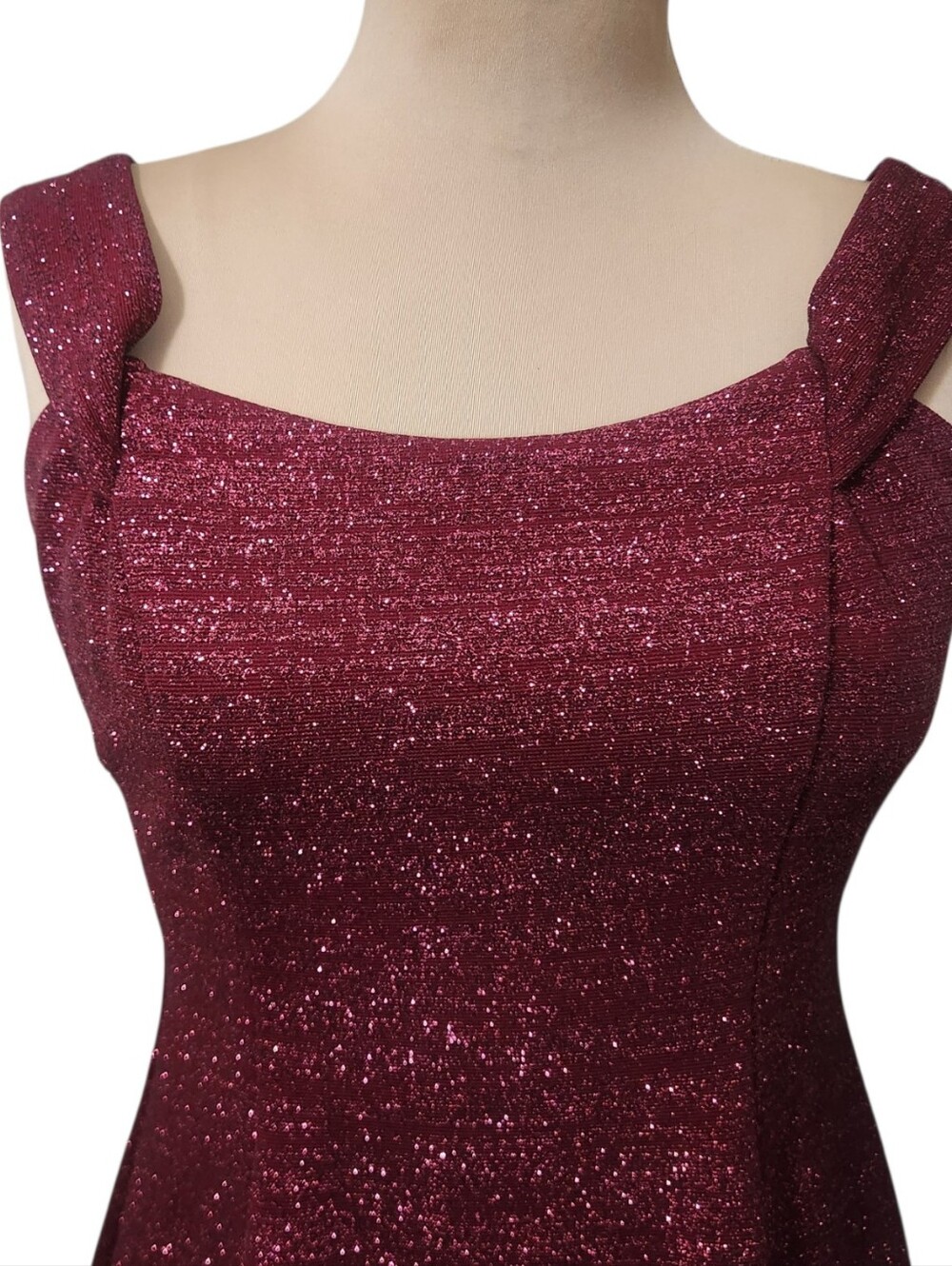 BETSY & ADAM Burgundy Off-the-Shoulder Glitter Mini Cocktail Dress - Size 6 - Picture 4 of 15